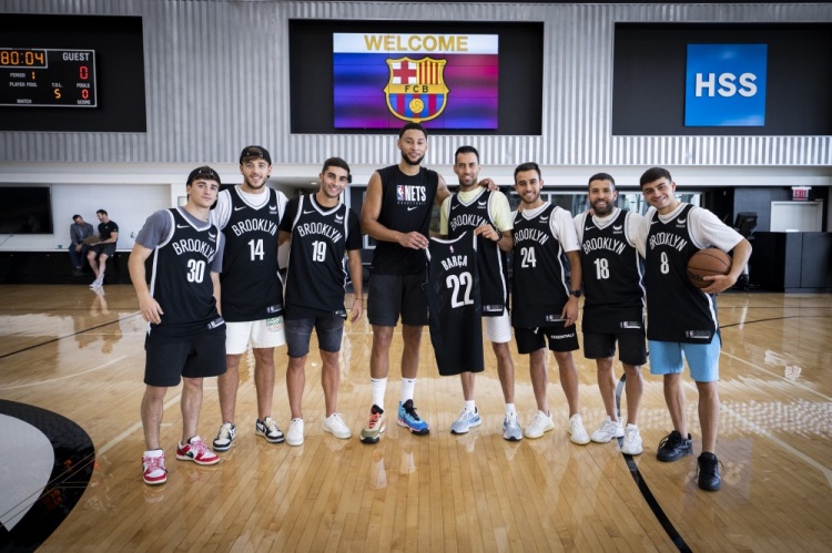 D席：职业生涯最好的决定就是去曼城，那几年真是精彩绝伦（D席：加盟曼城是我生涯最明智的选择，那段岁月无比精彩）