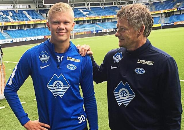 普利希奇平均64分钟进1球，五大联赛进球5+球员中仅次于凯恩（普利希奇每64分钟一球，五大联赛5+进球效率仅次凯恩）