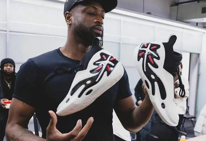 米兰是猎人还是猎物？阿莱格里：不，我不喜欢打猎（米兰究竟是猎手还是猎物？阿莱格里回应：不，我不喜欢狩猎）