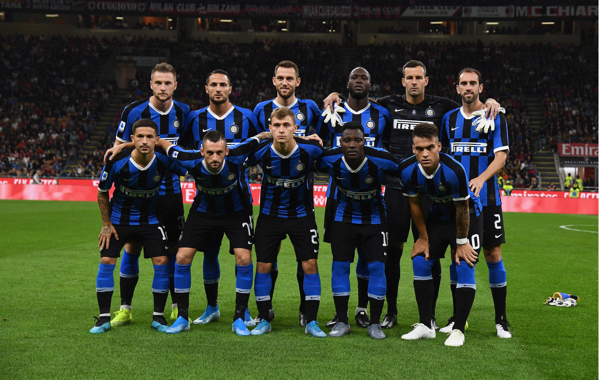 巴媒：内马尔左膝疼痛，或将缺席桑托斯的下一场比赛（据巴媒报道，内马尔左膝不适，可能缺席桑托斯下轮比赛）