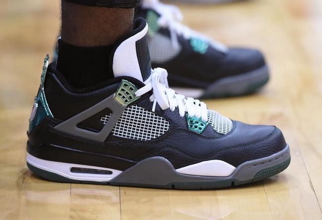 中超改跨年制，融入世界还是盲目跟风？（中超推跨年赛制，是接轨国际还是随波逐流？）