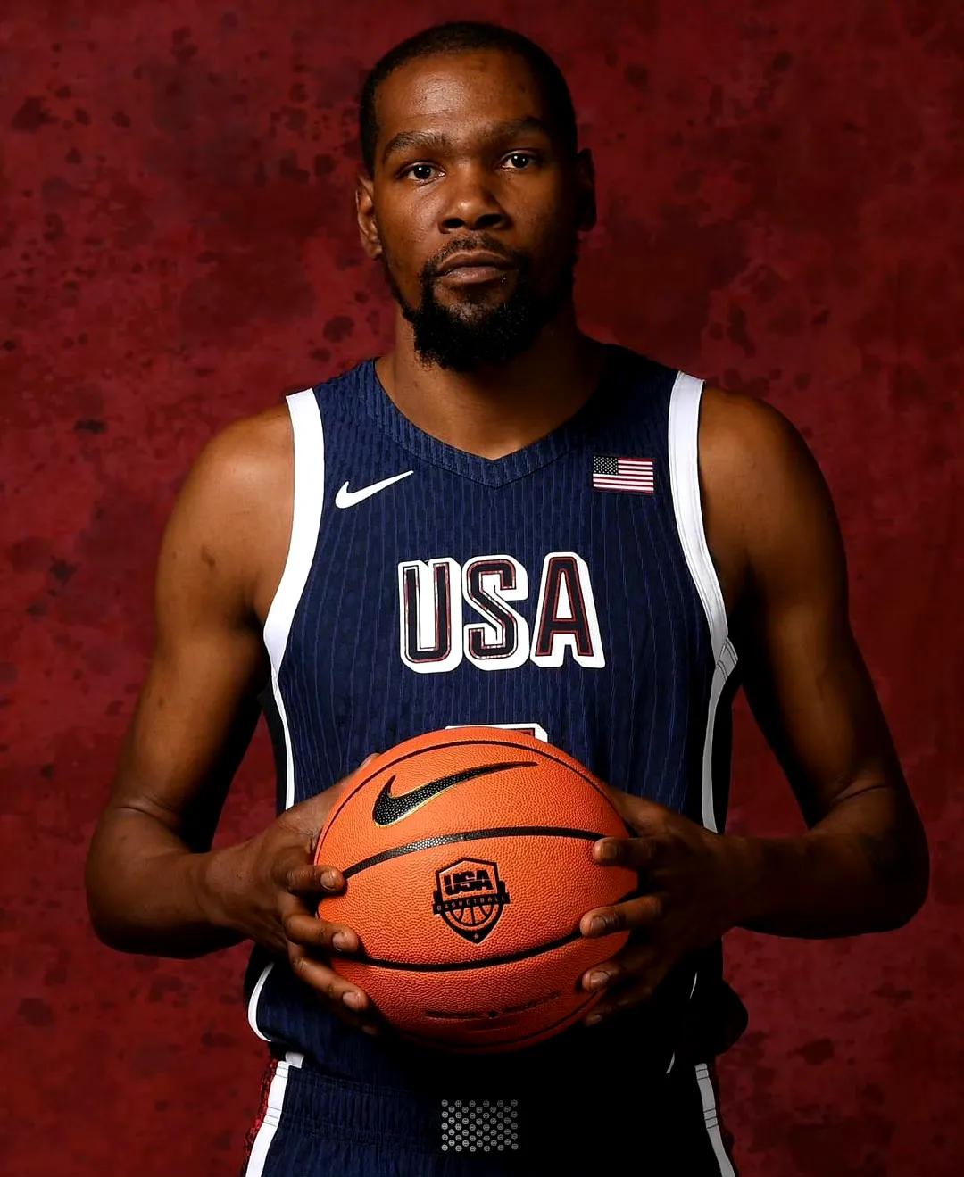 拉波尔塔：梅西作为球员回归巴萨是不现实的（拉波尔塔：梅西不太可能以球员身份重返巴萨）