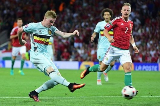 2-1！95分钟绝杀 英超13.1亿豪门18场不败终结 5.5亿战舰10轮9胜（2-1，95分钟补时绝杀！英超13.1亿豪门18场不败告终，5.5亿战舰10轮9胜）