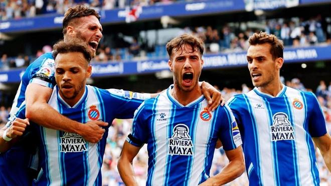 斯基拉：米兰派球探考察昂热18岁前锋西迪基-谢里夫（斯基拉报道：米兰已派球探考察昂热18岁射手西迪基-谢里夫）