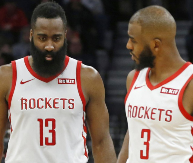 热那亚vs维罗纳：马利诺夫斯基、洛伦佐-科隆博首发，加利亚尔迪尼、焦瓦内出战（热那亚迎战维罗纳：马利诺夫斯基、洛伦佐-科隆博先发，加利亚尔迪尼、焦瓦内出战）