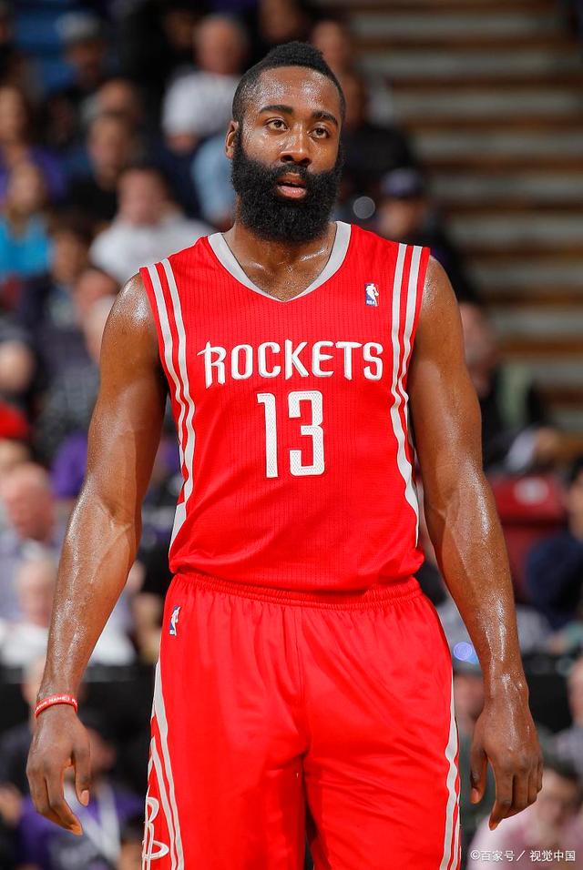 本赛季，大连可为成功冲乙，可为俱乐部发布了官方纪录片《因你可为 伴我前行》，致敬大连可为第十二人。（本赛季冲乙告捷，大连可为推出纪录片《因你可为 伴我前行》致敬第十二人）