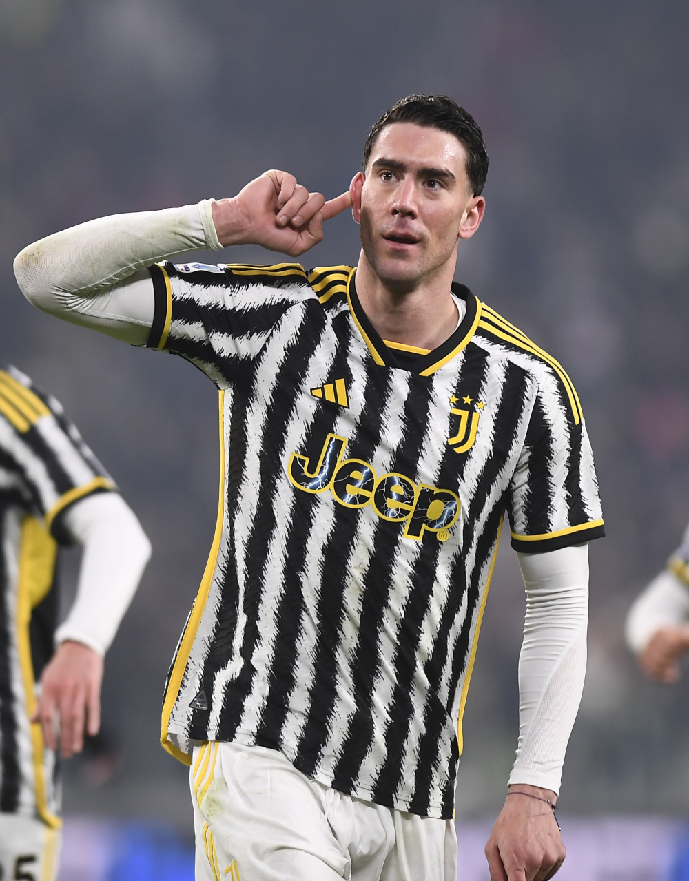 本轮欧冠最佳阵容：姆巴佩、维蒂尼亚领衔，赖斯、库库在列（欧冠本轮最佳11人：姆巴佩与维蒂尼亚领衔，赖斯、库库上榜）