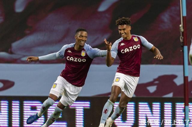 每体：巴萨仍在关注凯恩，等待他和拜仁的最终动向（每体：巴萨仍在追踪凯恩动态，等待他与拜仁最终决定）