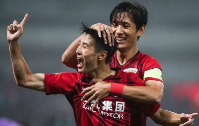 意媒：弗拉霍维奇在国家队中出现肌肉不适，但伤情不重（意媒：弗拉霍维奇国家队期间肌肉不适，伤情无大碍）