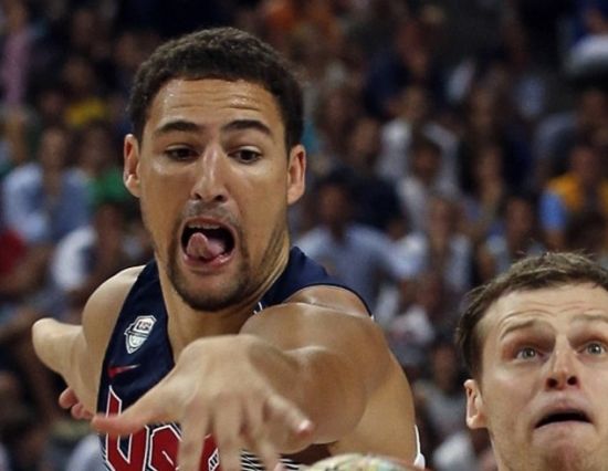 西媒：巴萨向欧足联提交报告，控诉法兰克福球迷破坏球场设施（西媒：巴萨已向欧足联递交申诉，指责法兰克福球迷损坏球场设施）