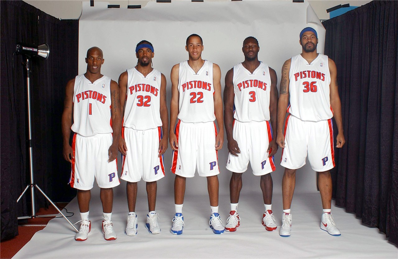 因长相帅气被盗用照片聊骚约炮，川超眉山队球员发声明辟谣（帅照遭人冒用搞聊骚约炮，川超眉山队球员发声澄清）