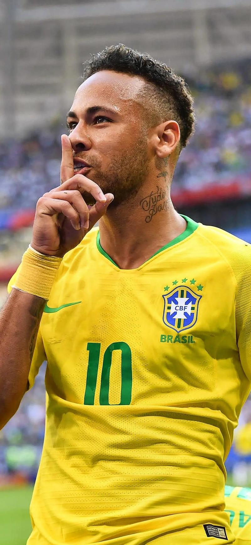 鲁伊-科斯塔否认本菲卡对迪巴拉感兴趣：那不是真的（鲁伊·科斯塔驳斥本菲卡有意迪巴拉传闻：纯属不实）